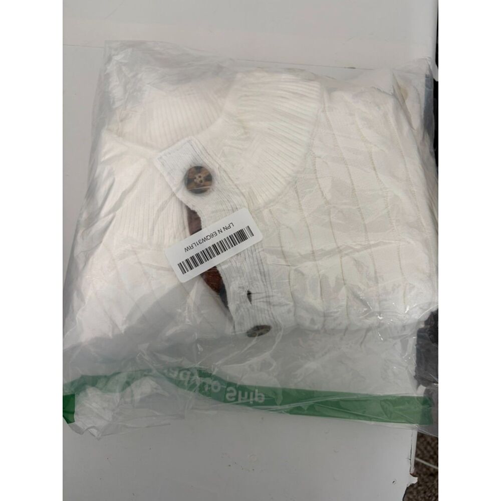 White Cable Cardigan XL